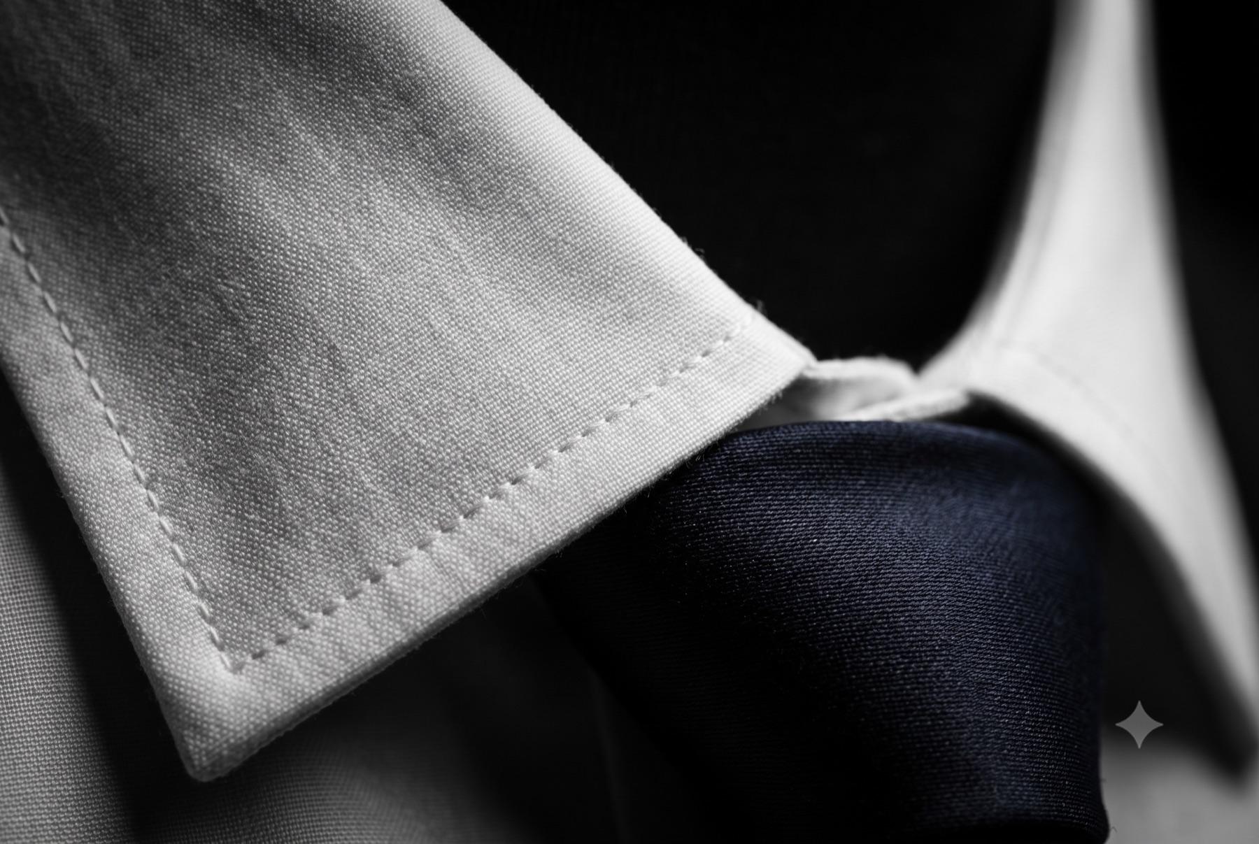 A collar that holds its shape